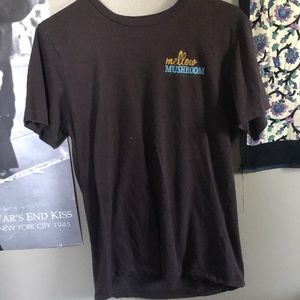 Mellow mushroom tee